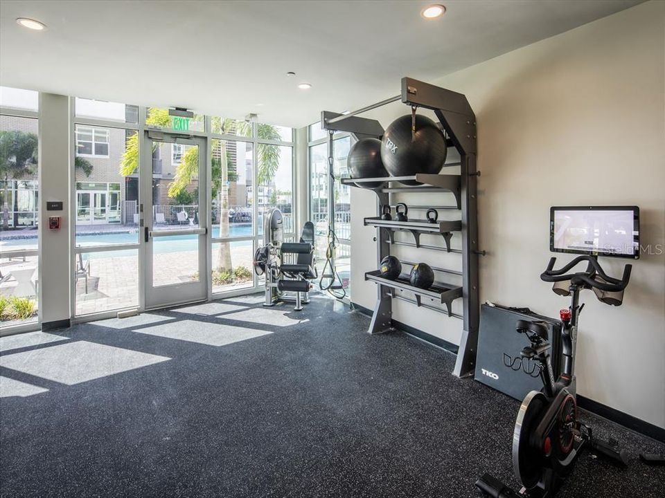 For Rent: $2,219 (3 beds, 2 baths, 1309 Square Feet)