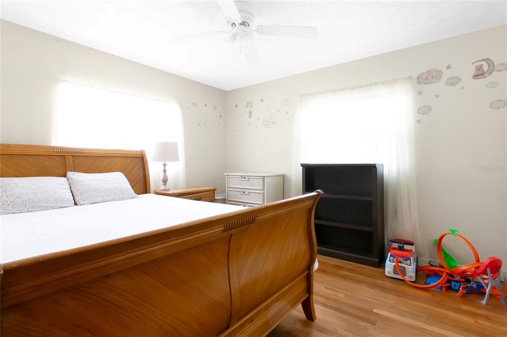 En Venta: $225,000 (3 camas, 1 baños, 1232 Pies cuadrados)
