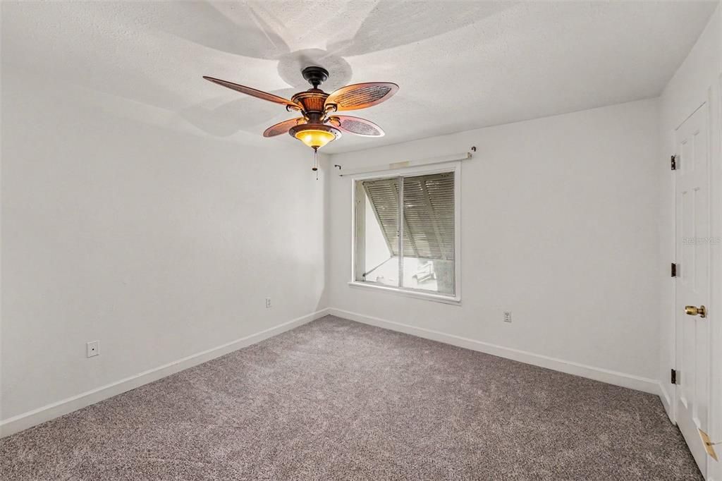 For Sale: $290,000 (3 beds, 2 baths, 1375 Square Feet)