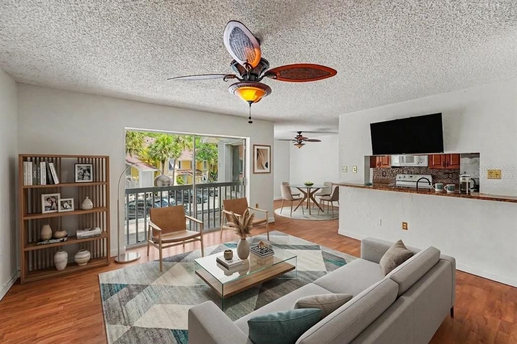 For Sale: $290,000 (3 beds, 2 baths, 1375 Square Feet)