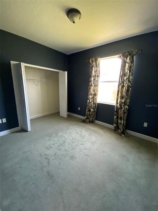 Activo con contrato: $879,000 (4 camas, 3 baños, 3352 Pies cuadrados)