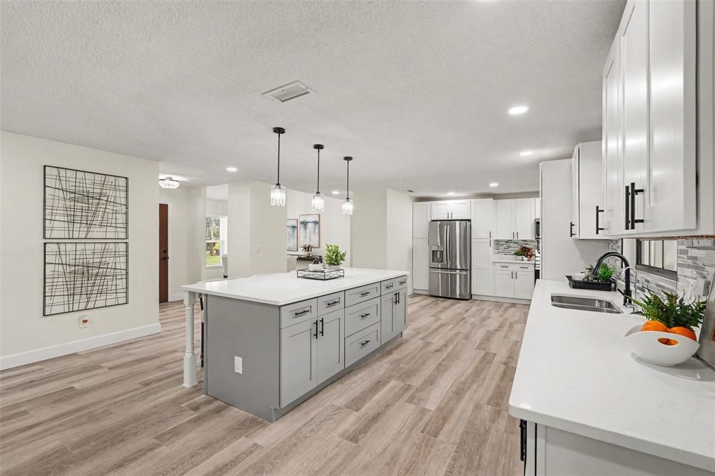 For Sale: $639,000 (3 beds, 2 baths, 2615 Square Feet)