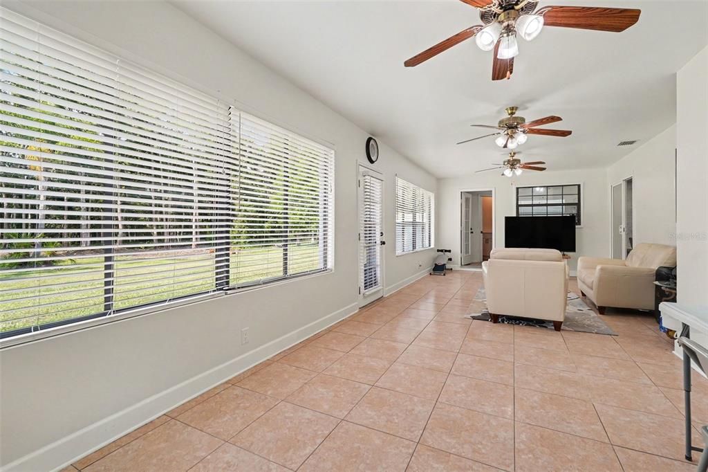 For Sale: $639,000 (3 beds, 2 baths, 2615 Square Feet)