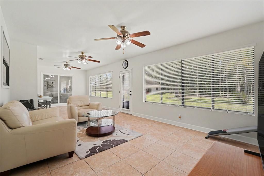 For Sale: $639,000 (3 beds, 2 baths, 2615 Square Feet)