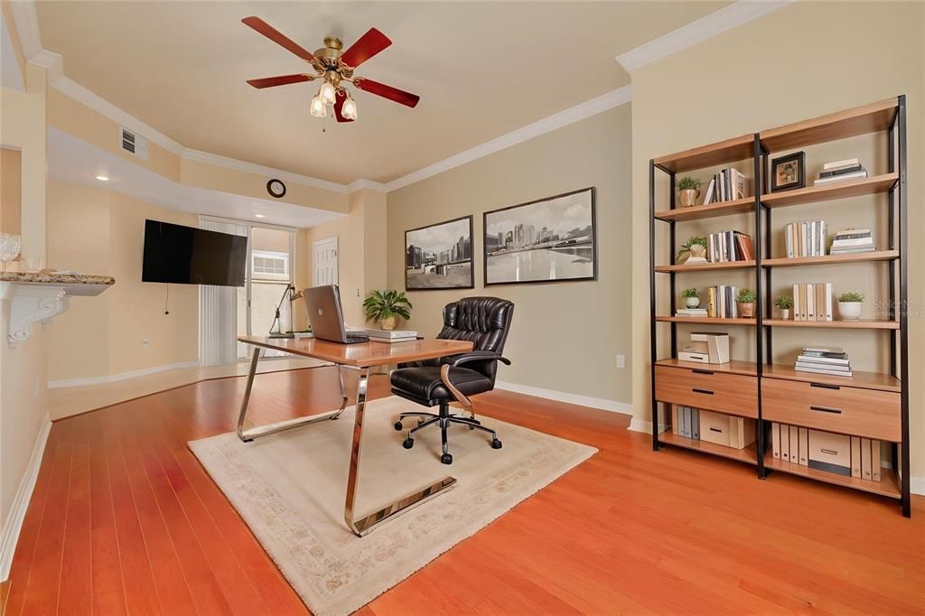 For Sale: $375,000 (2 beds, 2 baths, 1750 Square Feet)