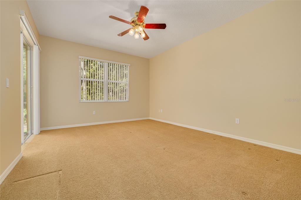 For Sale: $375,000 (2 beds, 2 baths, 1750 Square Feet)