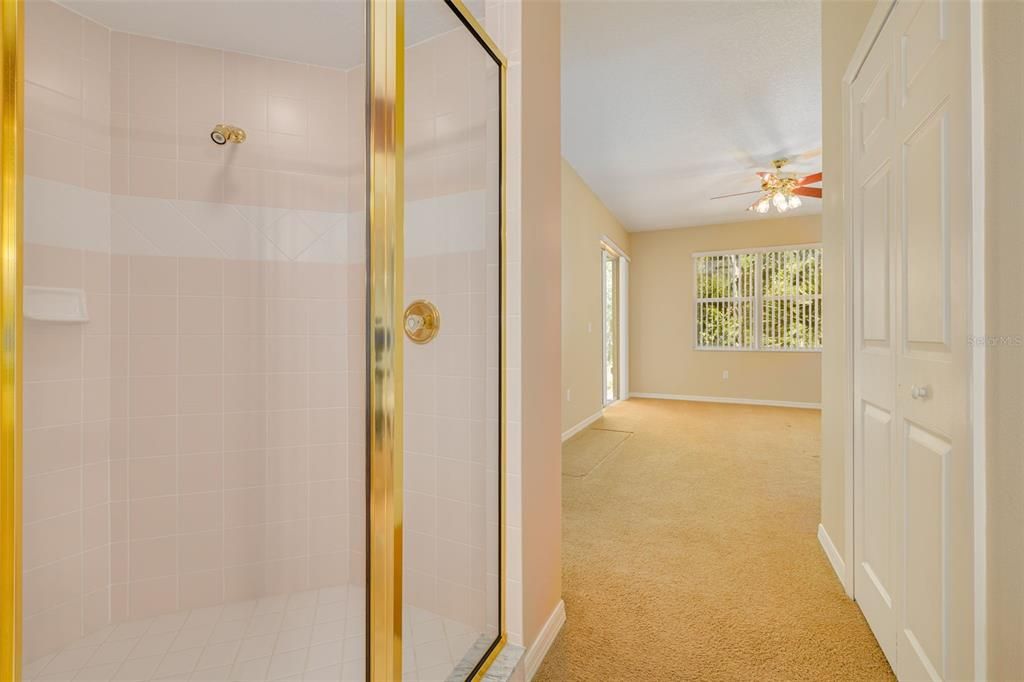 For Sale: $375,000 (2 beds, 2 baths, 1750 Square Feet)