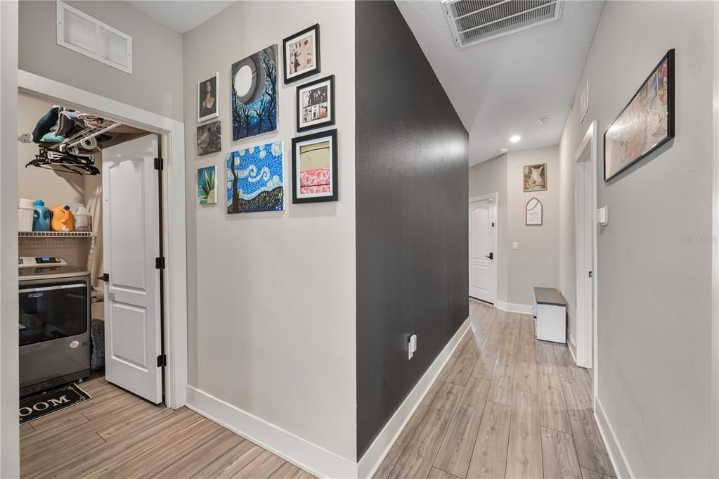 For Sale: $399,900 (3 beds, 2 baths, 1570 Square Feet)