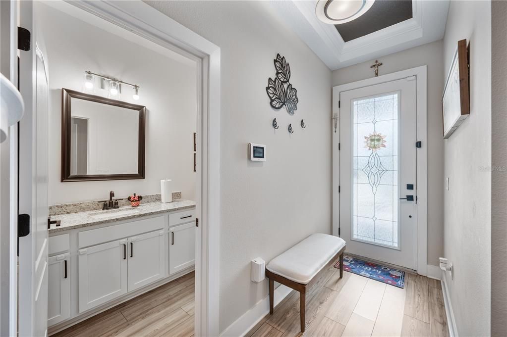 For Sale: $399,900 (3 beds, 2 baths, 1570 Square Feet)