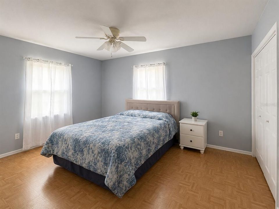 Active With Contract: $250,000 (3 beds, 2 baths, 1176 Square Feet)