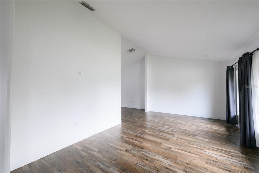 На продажу: $460,000 (4 спален, 2 ванн, 2558 Квадратных фут)