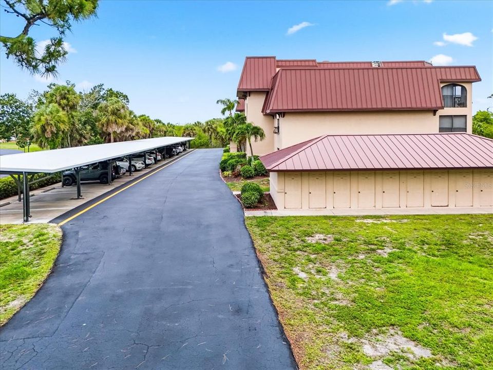 For Sale: $169,697 (2 beds, 2 baths, 1308 Square Feet)