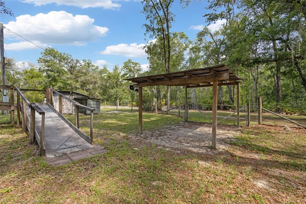 For Sale: $289,900 (3 beds, 2 baths, 1456 Square Feet)