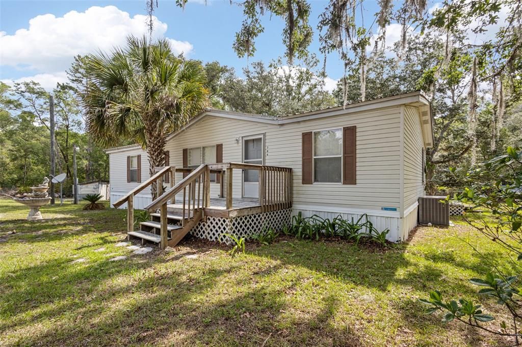 For Sale: $289,900 (3 beds, 2 baths, 1456 Square Feet)