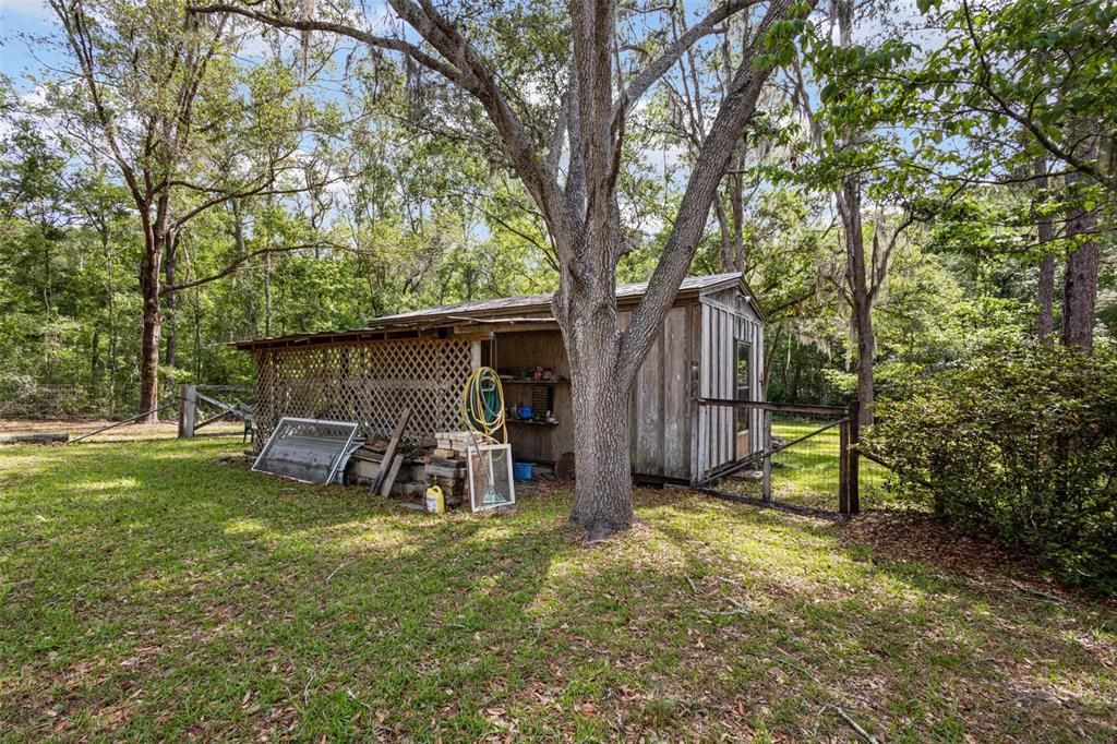 For Sale: $289,900 (3 beds, 2 baths, 1456 Square Feet)