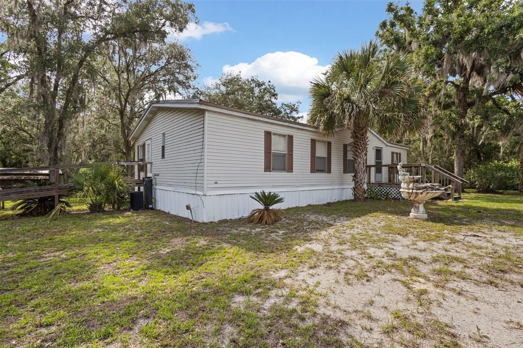 For Sale: $289,900 (3 beds, 2 baths, 1456 Square Feet)