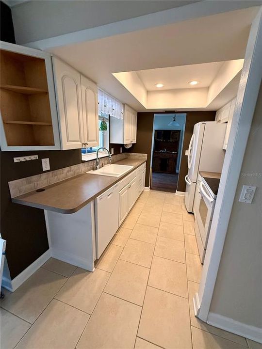 В аренду: $3,500 (3 спален, 2 ванн, 1484 Квадратных фут)