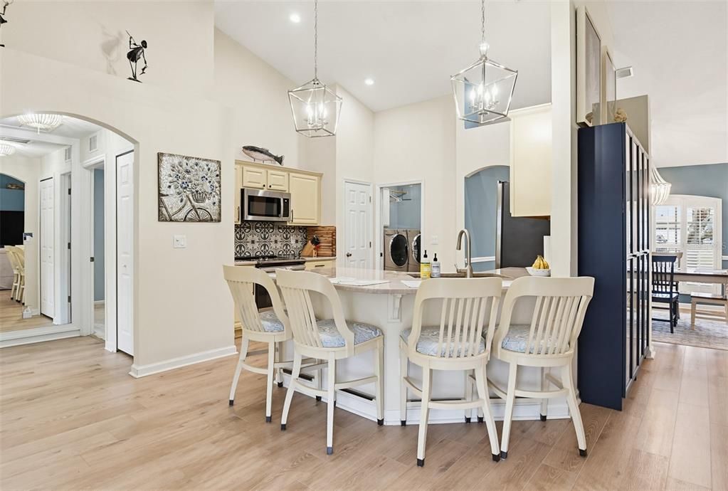 En Venta: $479,000 (3 camas, 2 baños, 1690 Pies cuadrados)