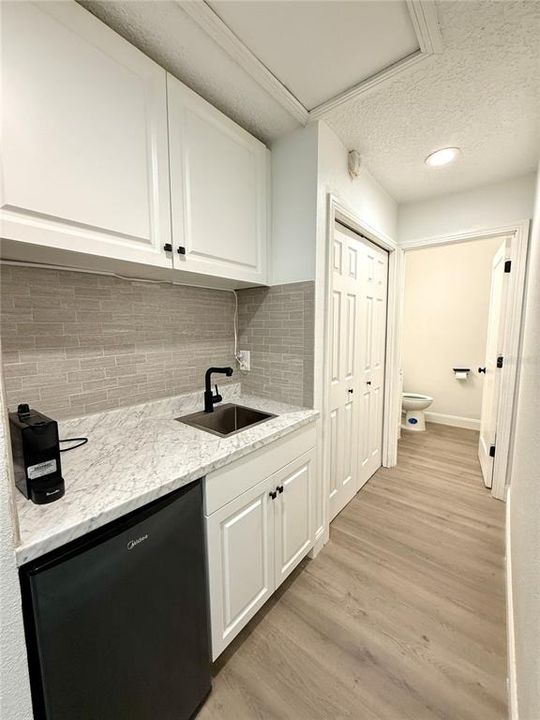 For Sale: $159,900 (0 beds, 0 baths, 796 Square Feet)