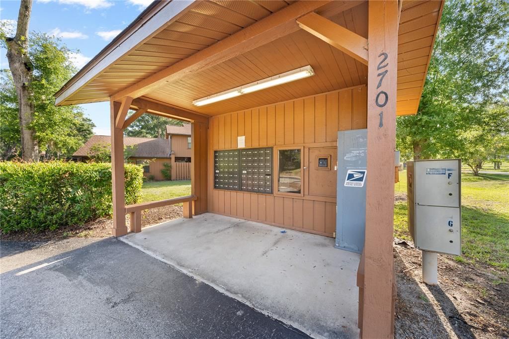 For Sale: $149,900 (2 beds, 2 baths, 924 Square Feet)