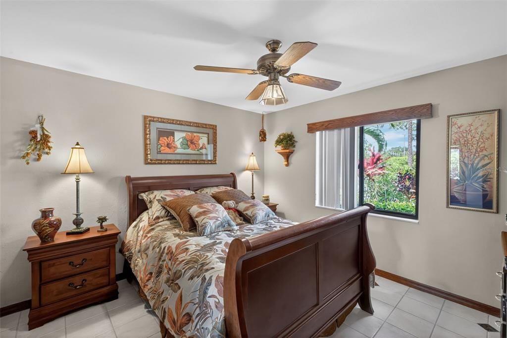 For Sale: $365,000 (2 beds, 2 baths, 1568 Square Feet)