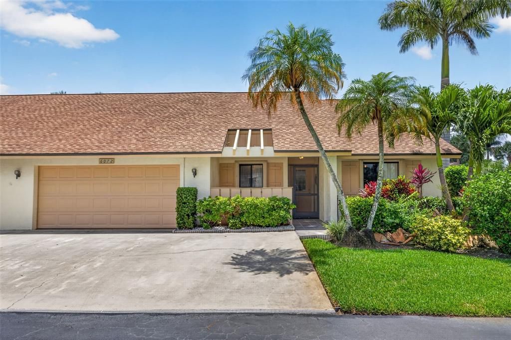 For Sale: $365,000 (2 beds, 2 baths, 1568 Square Feet)