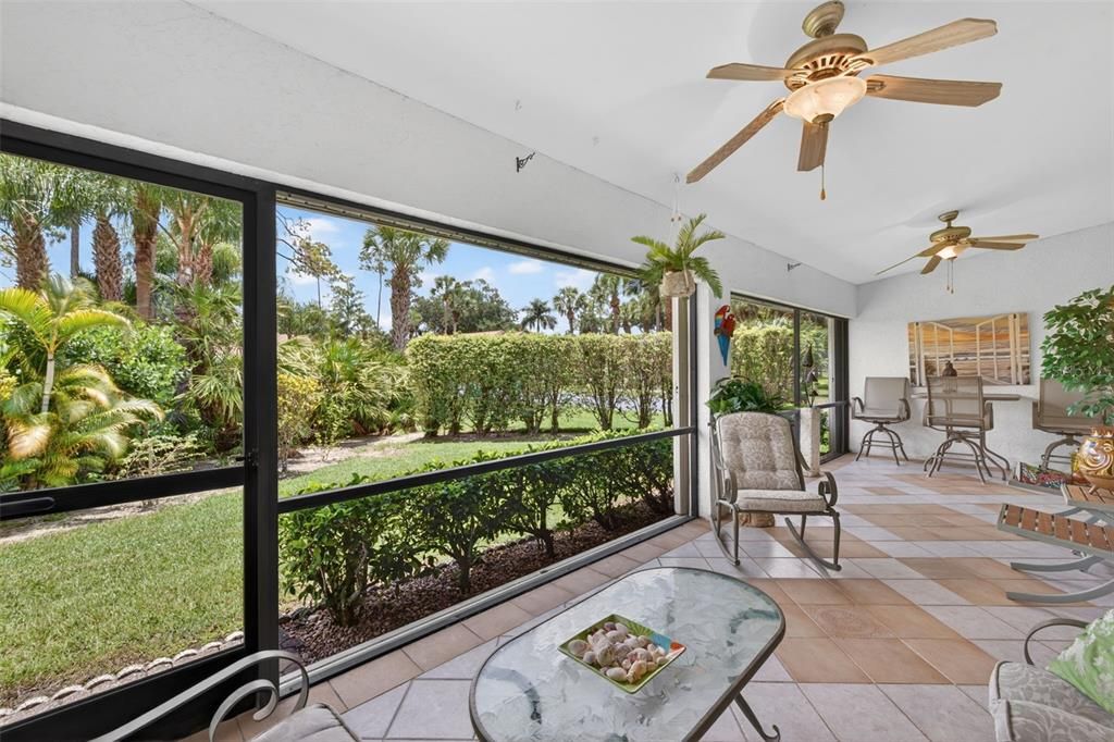 For Sale: $365,000 (2 beds, 2 baths, 1568 Square Feet)