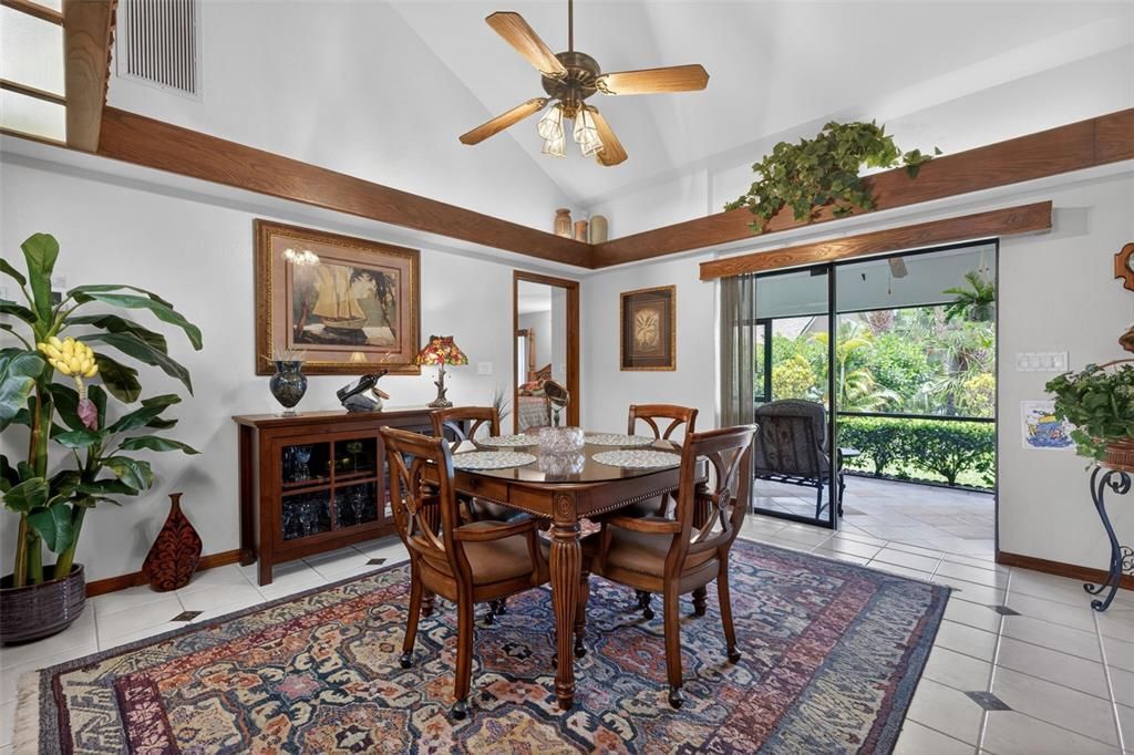 For Sale: $365,000 (2 beds, 2 baths, 1568 Square Feet)
