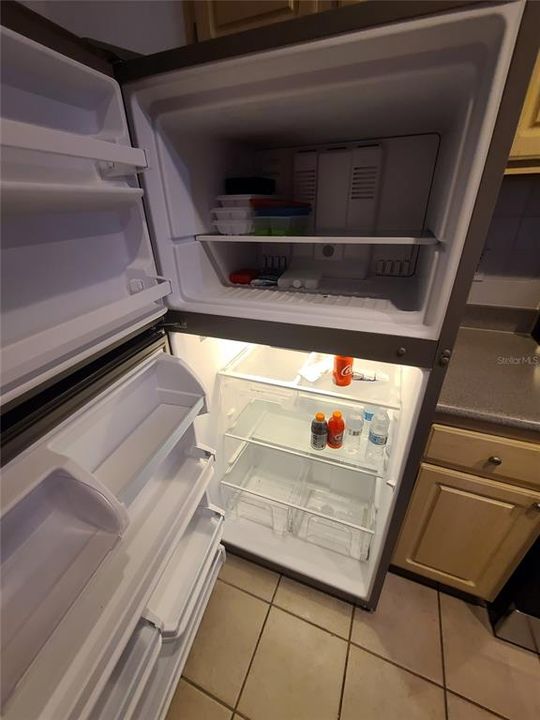 В аренду: $1,900 (3 спален, 2 ванн, 1249 Квадратных фут)