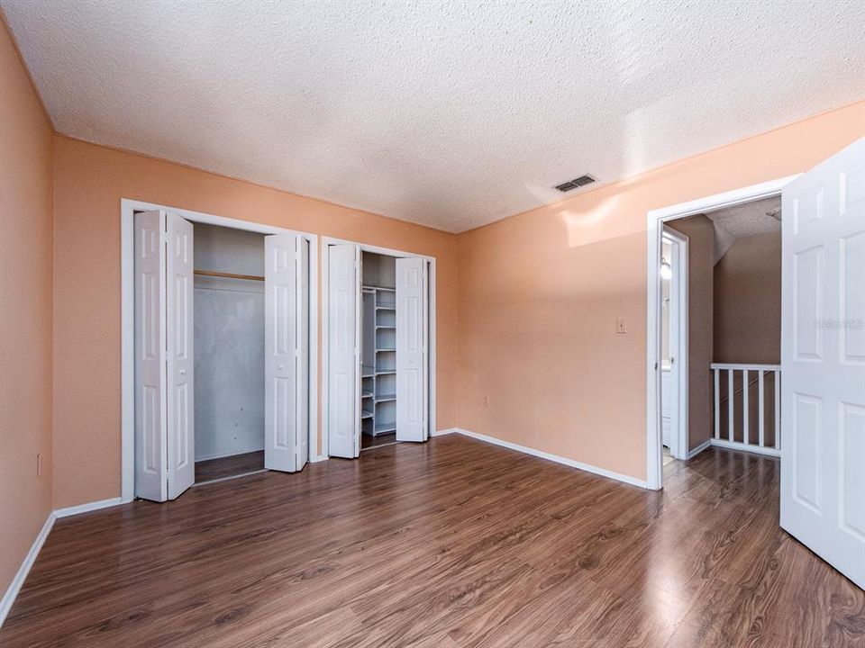 For Sale: $130,000 (2 beds, 1 baths, 970 Square Feet)