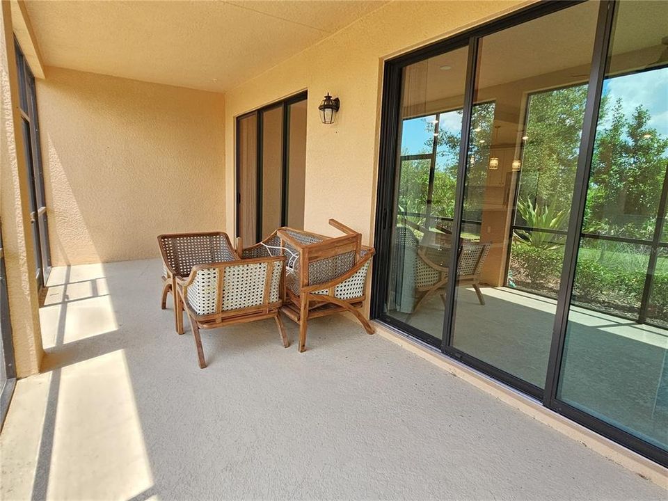 For Rent: $2,200 (2 beds, 2 baths, 1595 Square Feet)