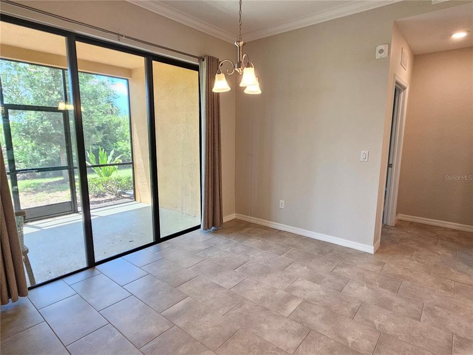 For Rent: $2,200 (2 beds, 2 baths, 1595 Square Feet)