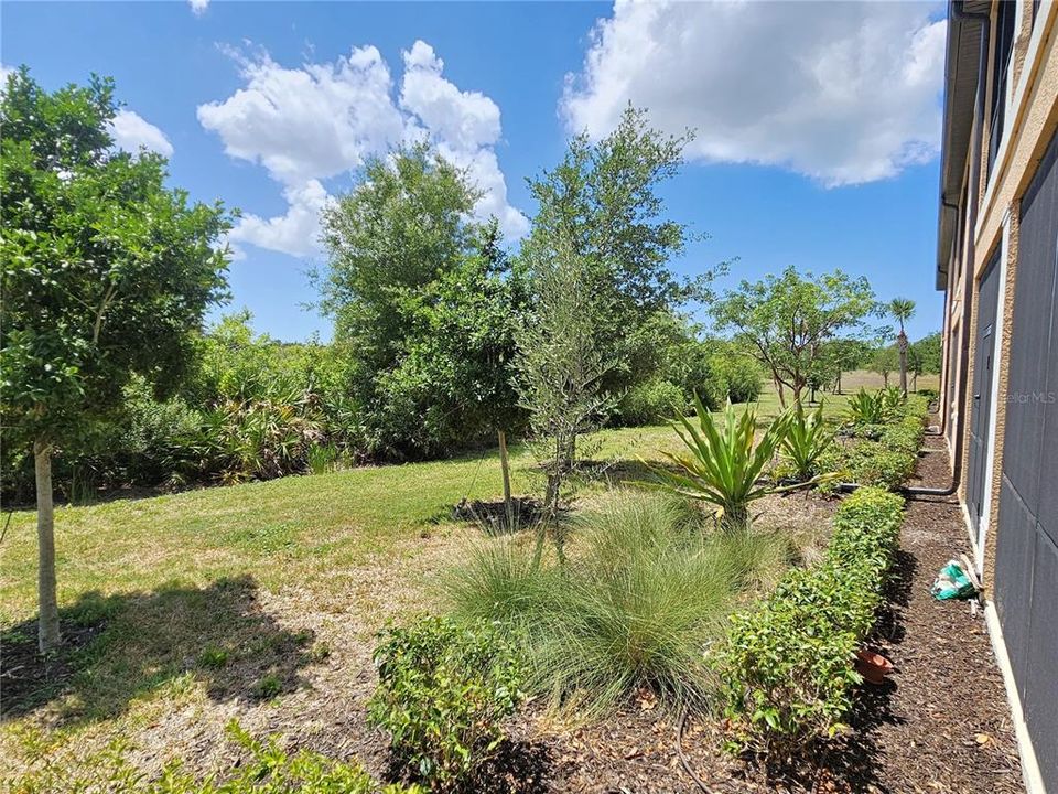For Rent: $2,200 (2 beds, 2 baths, 1595 Square Feet)