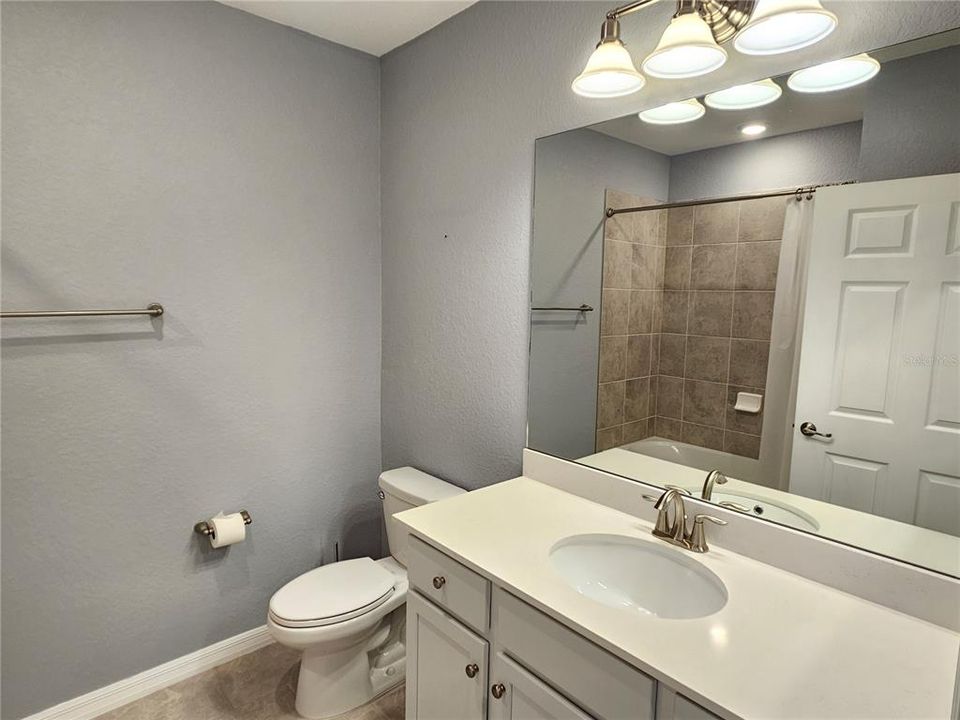 For Rent: $2,200 (2 beds, 2 baths, 1595 Square Feet)