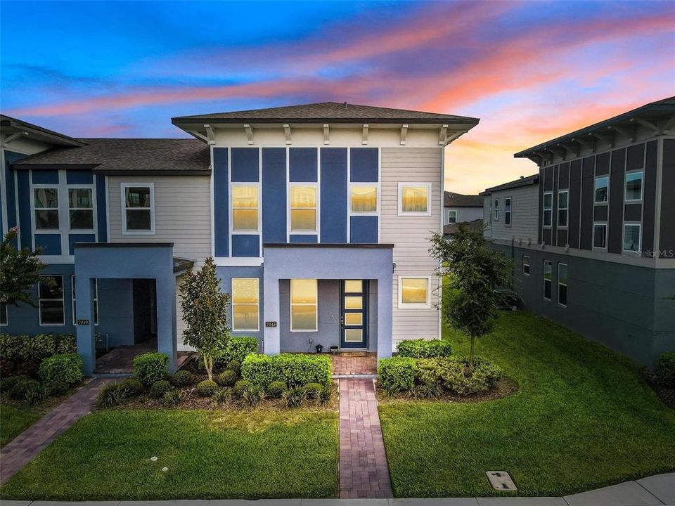 En Venta: $595,000 (3 camas, 2 baños, 1945 Pies cuadrados)