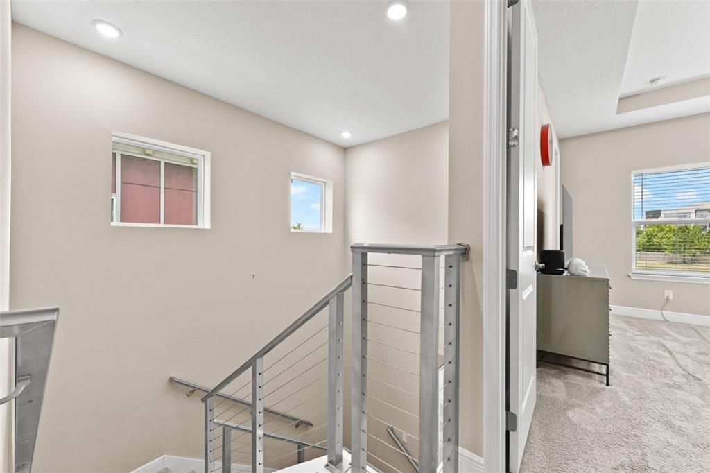 En Venta: $595,000 (3 camas, 2 baños, 1945 Pies cuadrados)