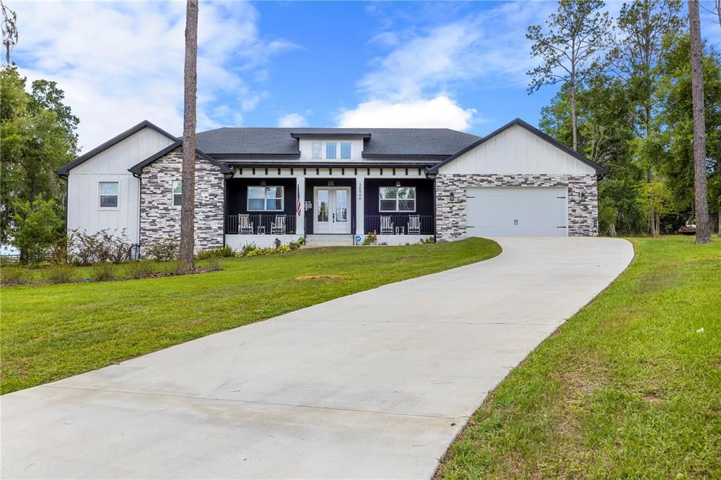 Active With Contract: $745,000 (3 beds, 2 baths, 2611 Square Feet)