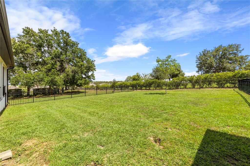 Active With Contract: $745,000 (3 beds, 2 baths, 2611 Square Feet)