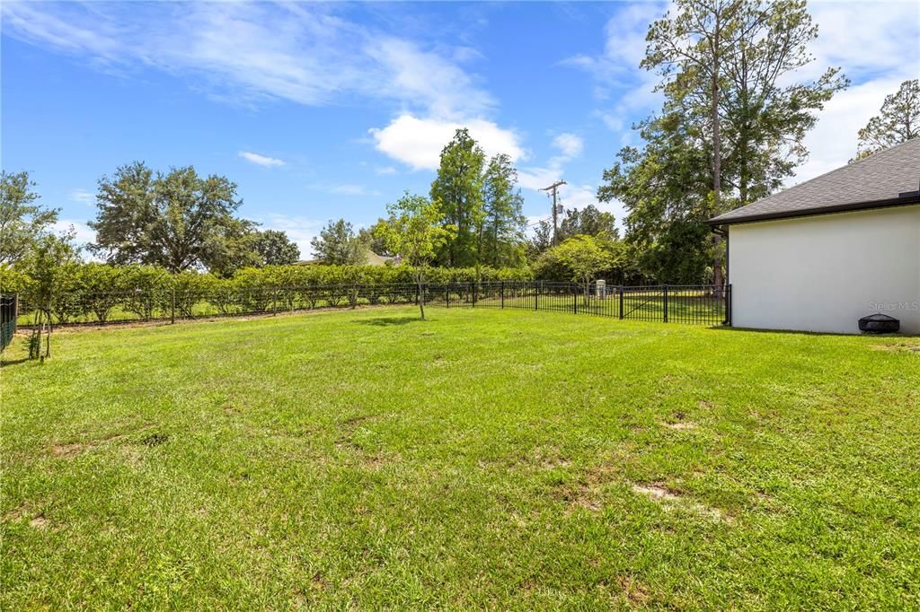 Active With Contract: $745,000 (3 beds, 2 baths, 2611 Square Feet)