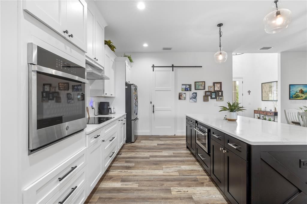 Active With Contract: $745,000 (3 beds, 2 baths, 2611 Square Feet)
