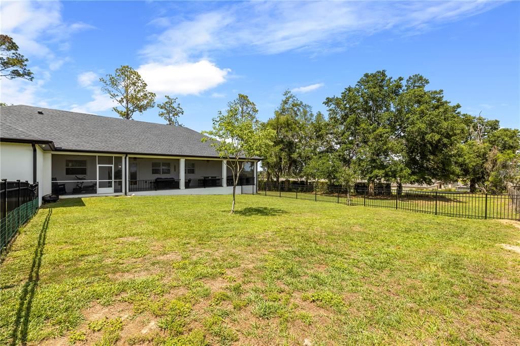 Active With Contract: $745,000 (3 beds, 2 baths, 2611 Square Feet)
