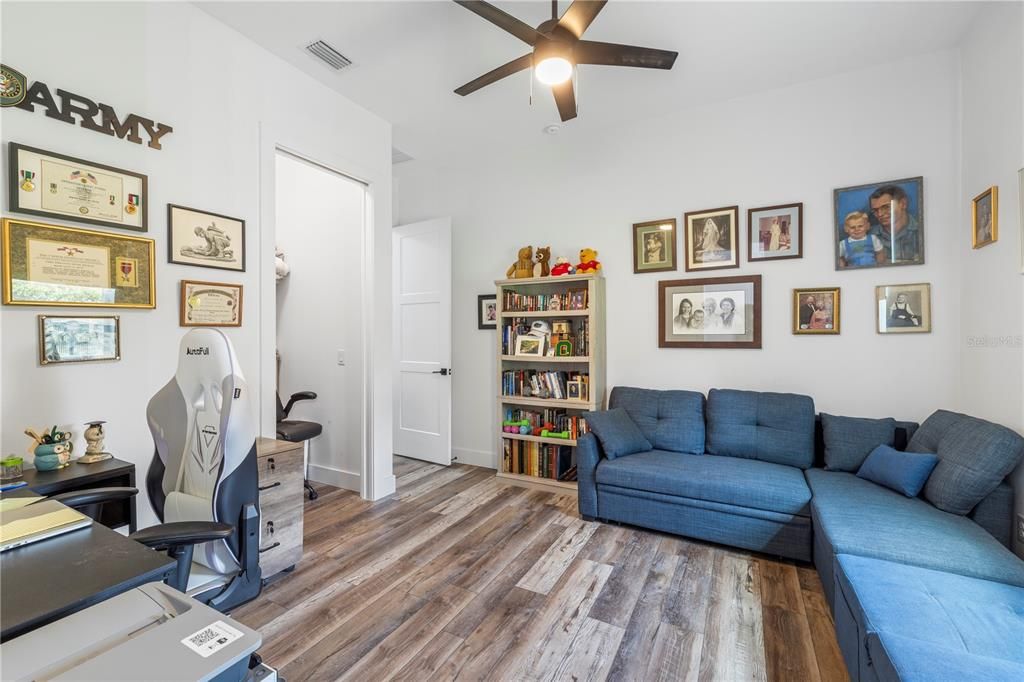 Active With Contract: $745,000 (3 beds, 2 baths, 2611 Square Feet)