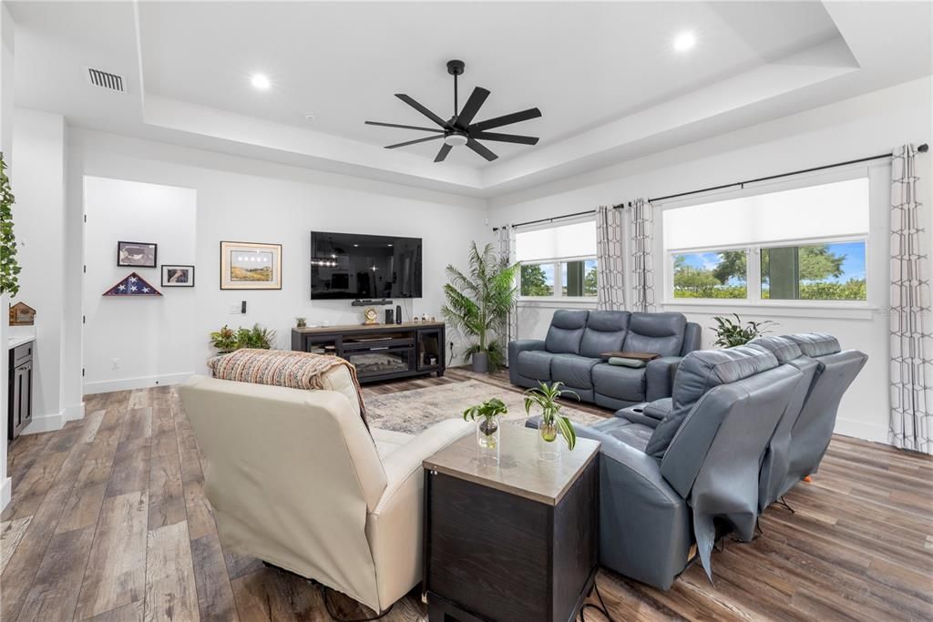 Active With Contract: $745,000 (3 beds, 2 baths, 2611 Square Feet)