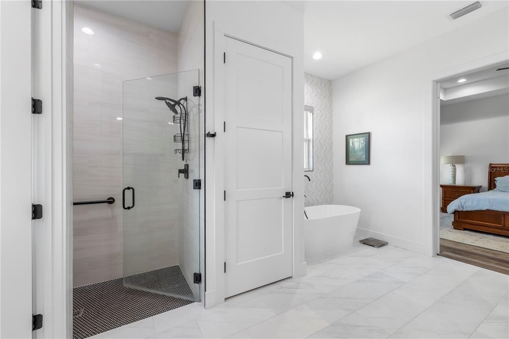 Active With Contract: $745,000 (3 beds, 2 baths, 2611 Square Feet)