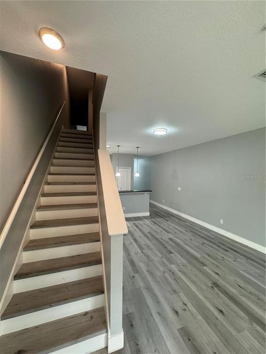 For Sale: $359,900 (3 beds, 2 baths, 1534 Square Feet)