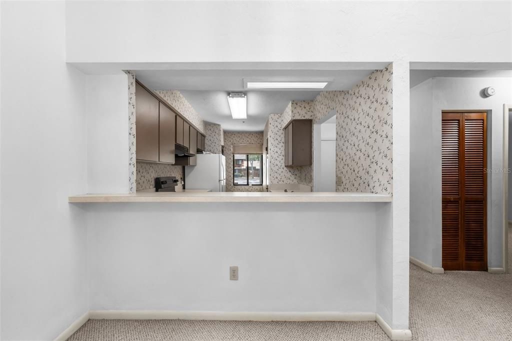 For Sale: $168,500 (2 beds, 2 baths, 1068 Square Feet)