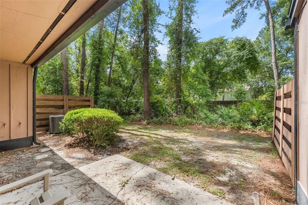 For Sale: $168,500 (2 beds, 2 baths, 1068 Square Feet)
