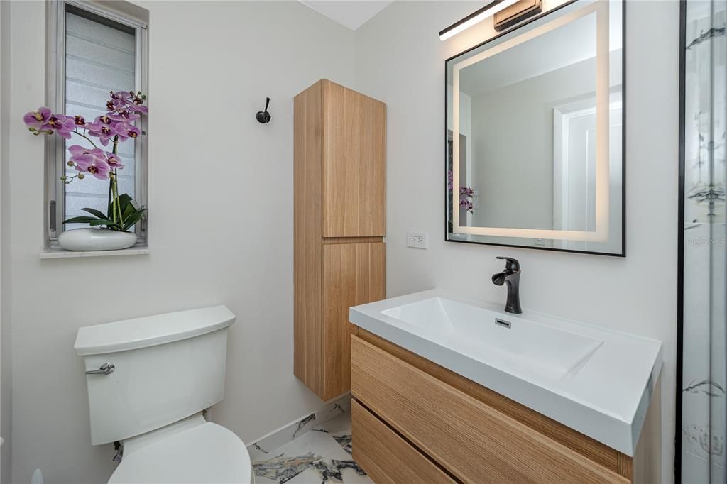 For Sale: $599,000 (3 beds, 2 baths, 1301 Square Feet)