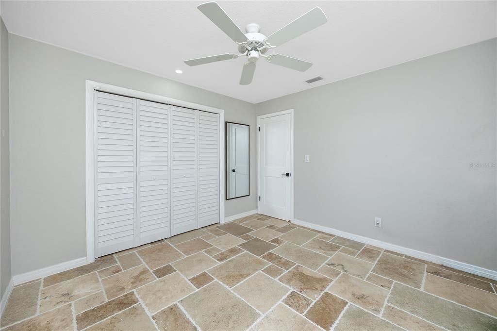 For Sale: $599,000 (3 beds, 2 baths, 1301 Square Feet)