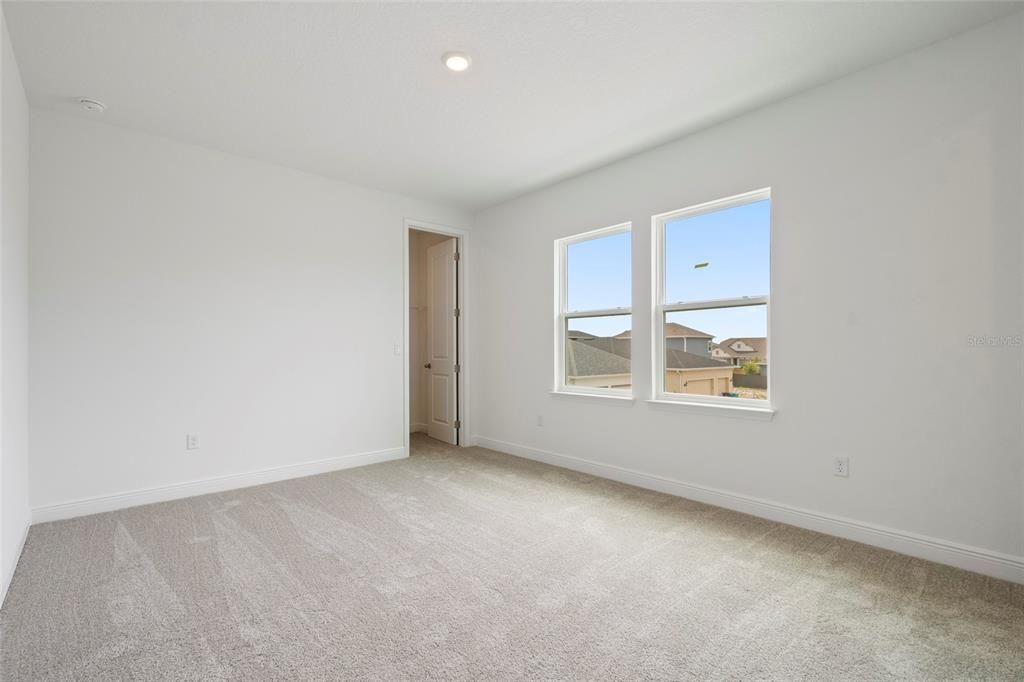 For Rent: $1,800 (1 beds, 1 baths, 825 Square Feet)